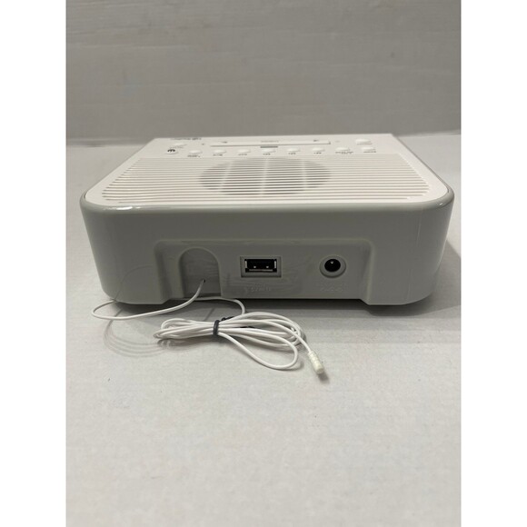 Sangean HDR-15 AM/FM Digital Tuning Clock Radio with USB Phone Charging White - Picture 6 of 9